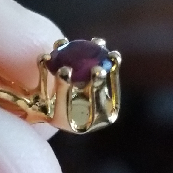 Relisted - Vintage tiny solitaire pendant purple gold tone - Picture 6 of 10